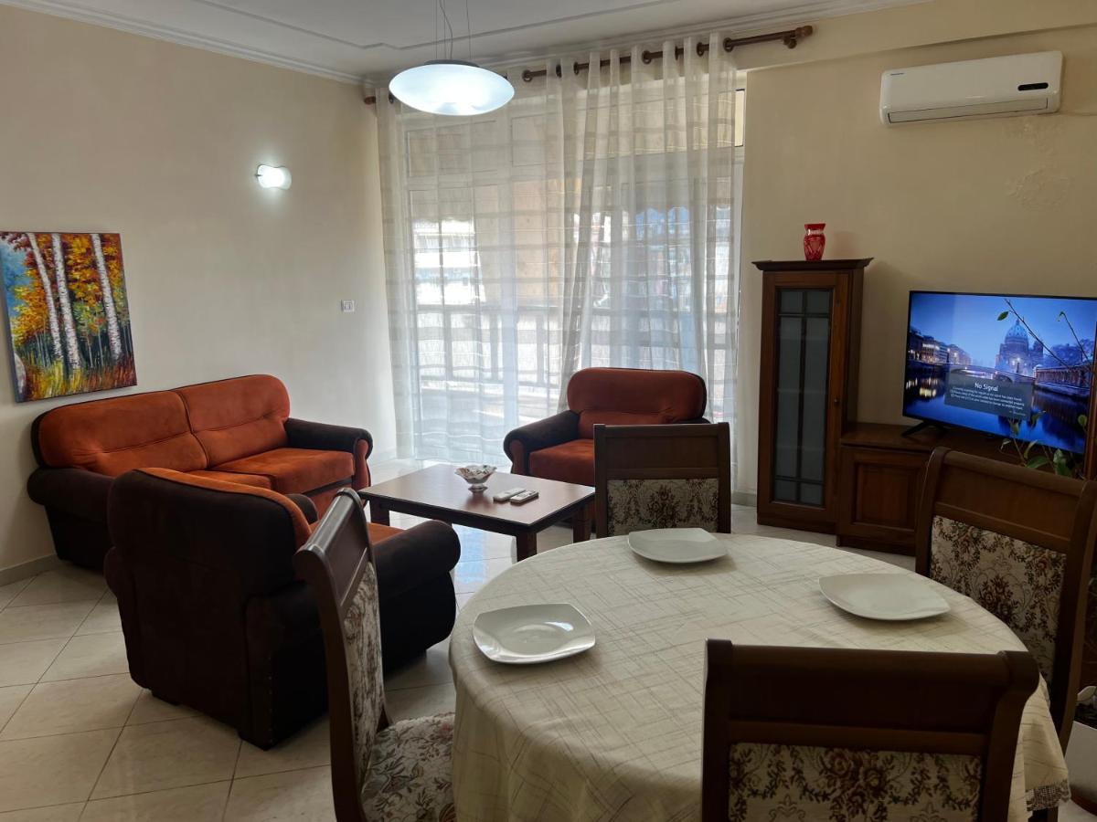 City Central Apartment 2 ติรานา ภายนอก รูปภาพ
